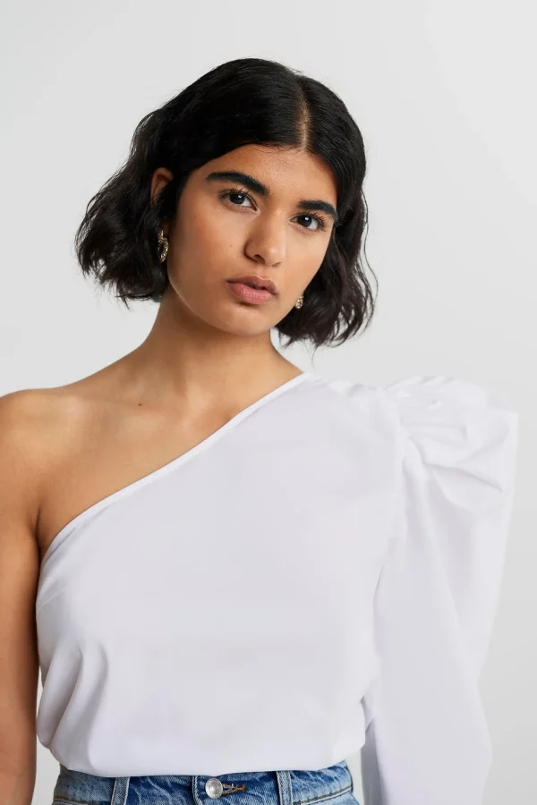 le grand escompte Gina Tricot Jane One Shoulder Top Offwhite 3