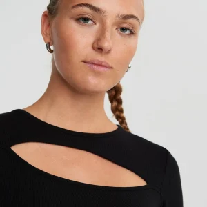 Gina Tricot Hedvig Cutout Top Black magasins pas chers 6
