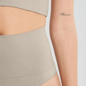 Retour Gratuit Gina Tricot Safia Shaping High Waist String Cream Tan 6