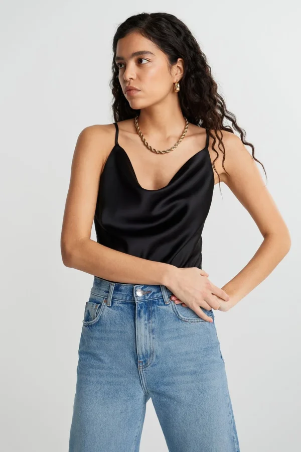 boutique pas cher Gina Tricot Satina Cowlneck Singlet Black 1