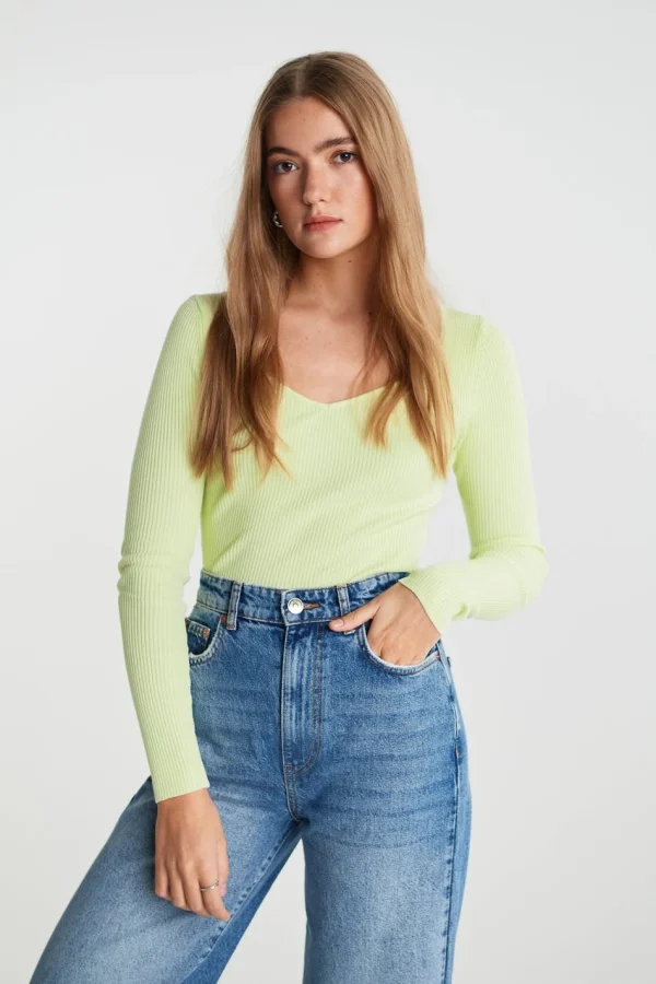 aux meilleurs prix Gina Tricot Gemma Knitted Top Lime Cream 1