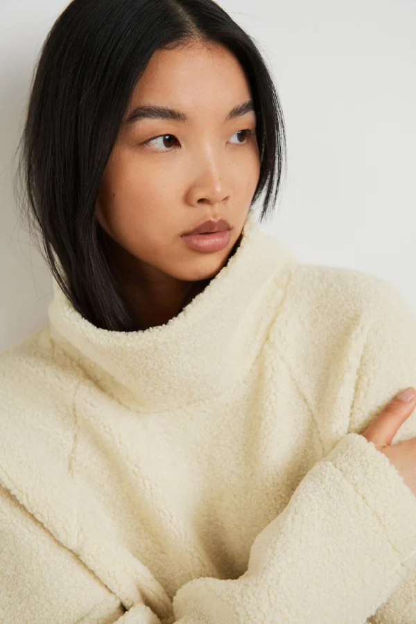 Réductions Gina Tricot Debra Teddy Sweater Almond Milk 3