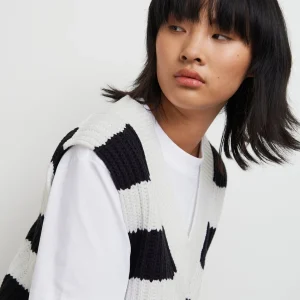 Gina Tricot Harper Knitted Vest Offwhite/black pas cher 6