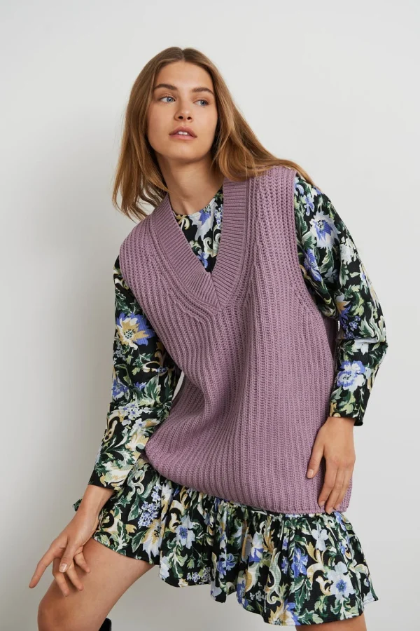 Gina Tricot Harper Knitted Vest Sea Fog Boutique 1