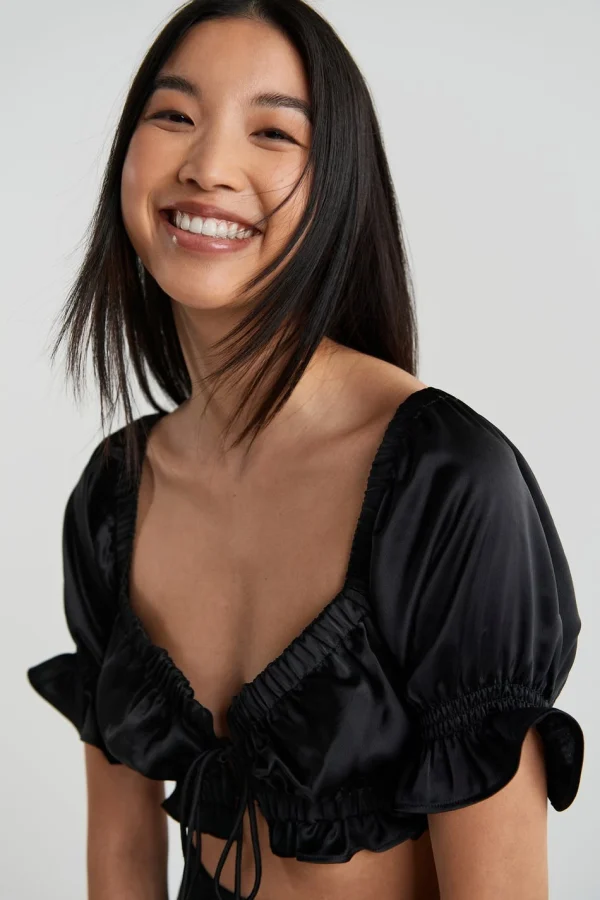 Gina Tricot Jane Cropped Top Black nouvelle saison 3