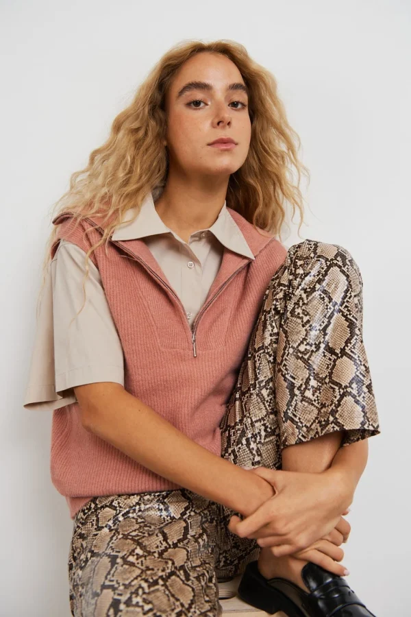 Gina Tricot Lena Knitted Vest Desert Sand grossiste 1