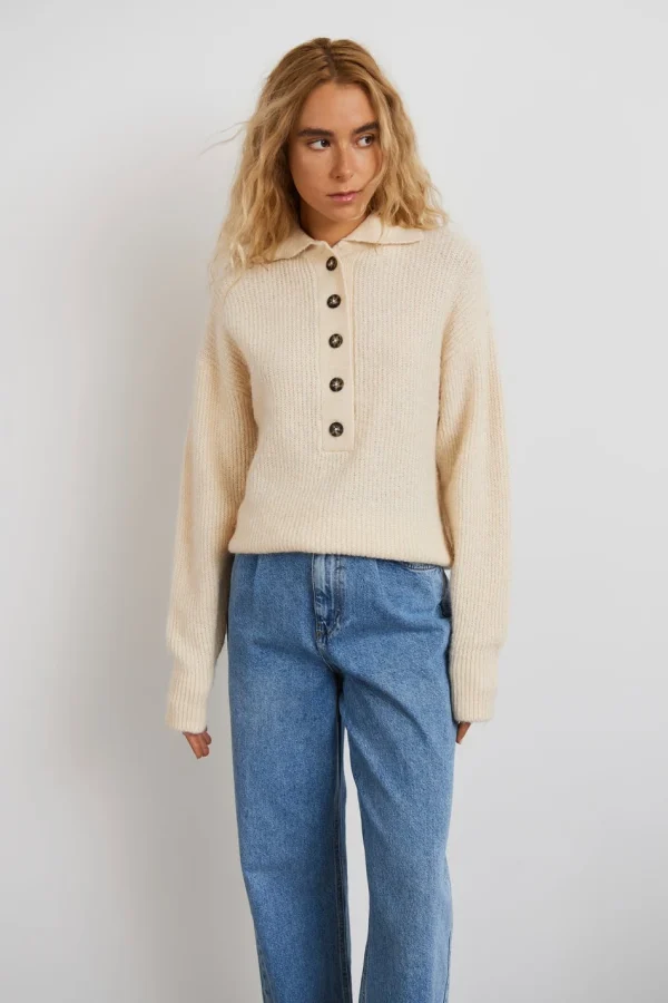 Retour gratuit en magasin. Gina Tricot Debbie Knitted Sweater Birch 1