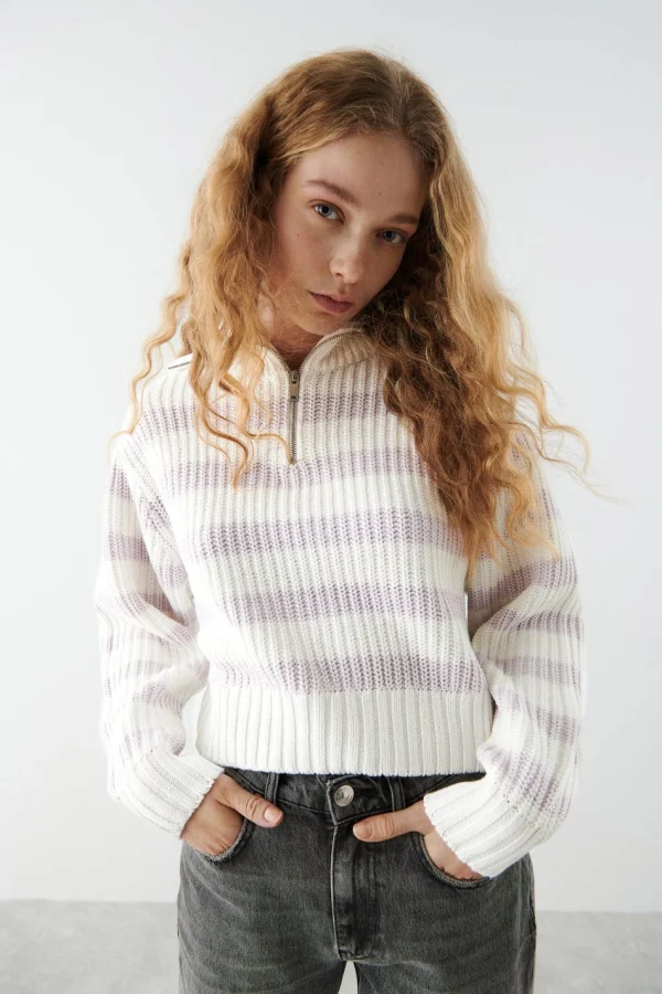 magasin Gina Tricot Lizzie Knitted Sweater White/lavendel 1