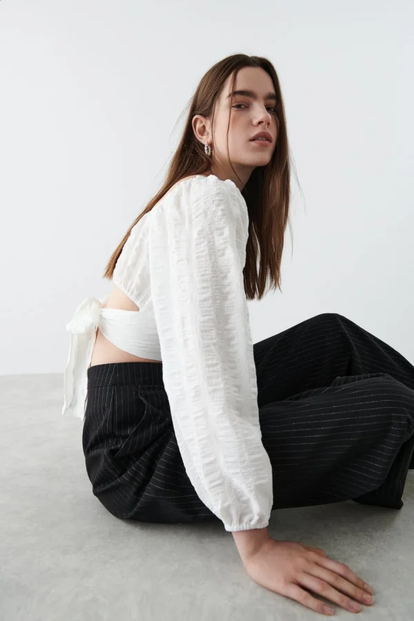 exclusivement disponibles Gina Tricot Frida Cropped Top Offwhite 1