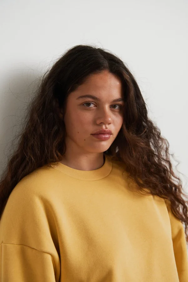 Gina Tricot Basic Long Sweatshirt Rattan REMISE allant jusqu. 3