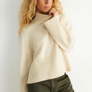 Gina Tricot Lova Knitted Sweater Warm White magasin solde 6