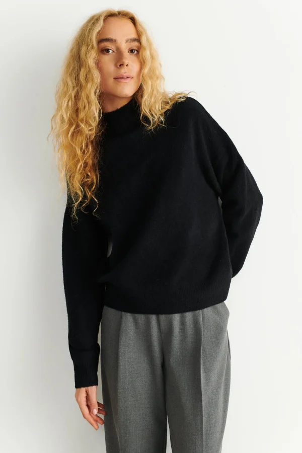 à prix très bas Gina Tricot Livia Knitted Sweater Black 1