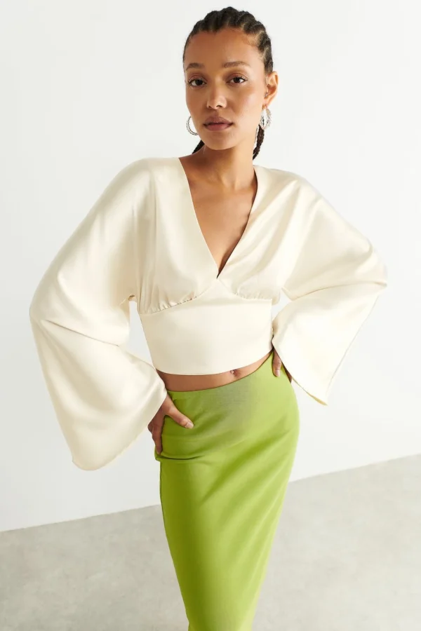 Gina Tricot Julie Satin Blouse Egret boutique en france 3