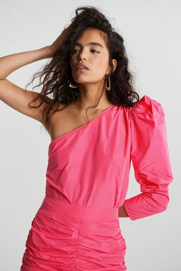 prix de gros Gina Tricot Taffeta One Shoulder Top Hot Pink 1
