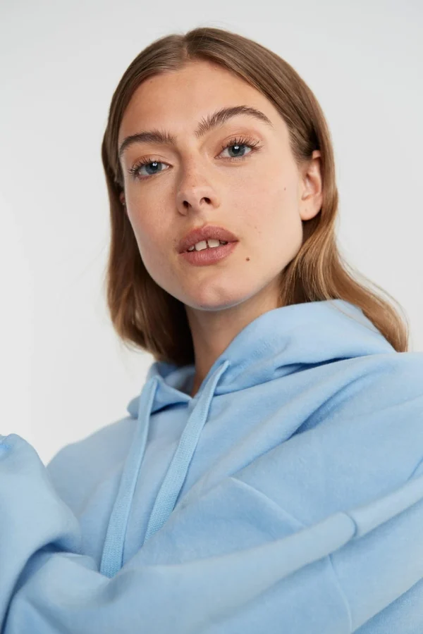 Gina Tricot Basic Cropped Hood Powder Blue prix pas cher 3
