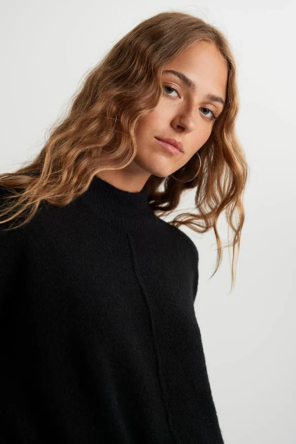 Gina Tricot Maggie Knitted Sweater Black online boutique 3