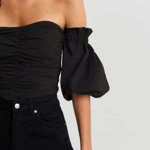 Retour gratuit en magasin. Gina Tricot Odette Off Shoulder Blouse Black 6